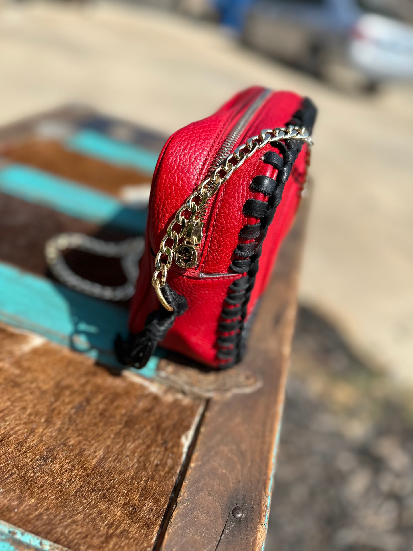 Red GUCCI Crossbody!
