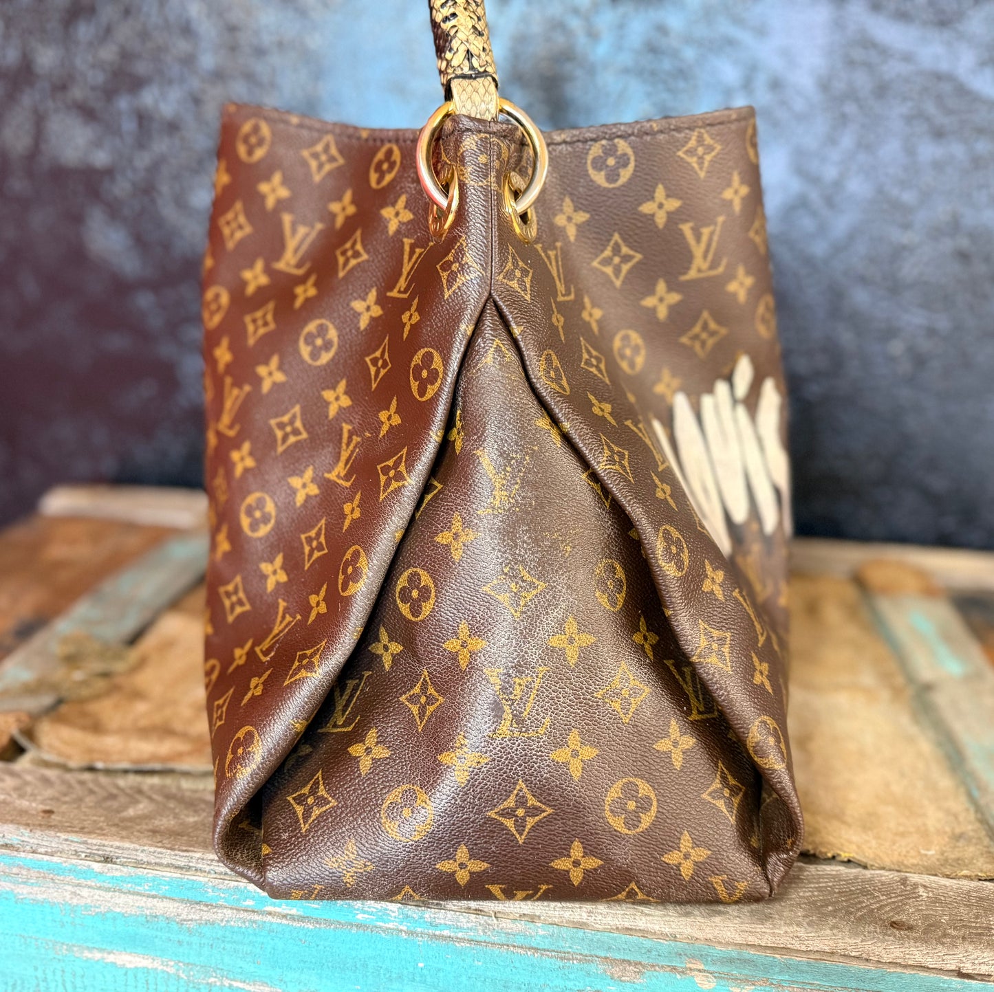 Python Artsy | Limited Edition 🖤