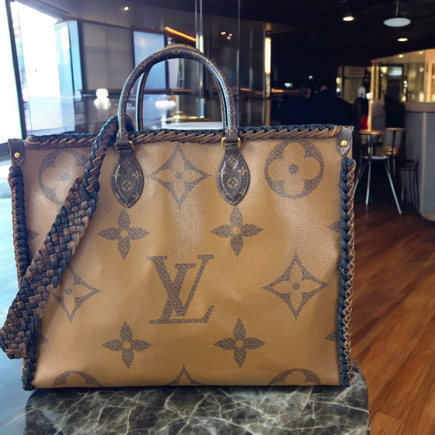 LIMITED EDITION đź–¤On The Go GM!