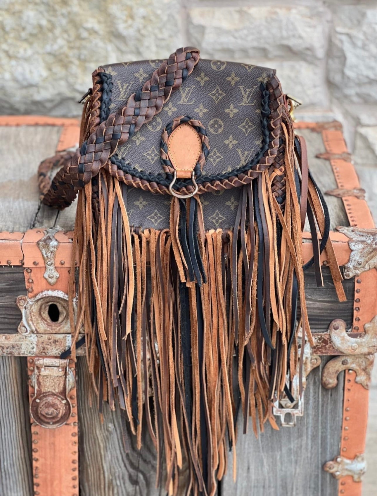 The Journey Crossbody GM