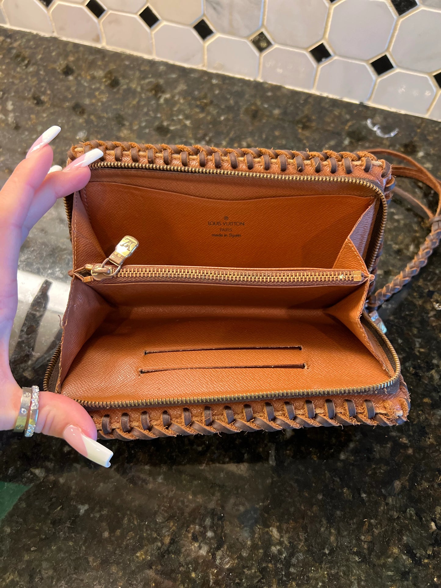 All Around Zippy Wallet!!