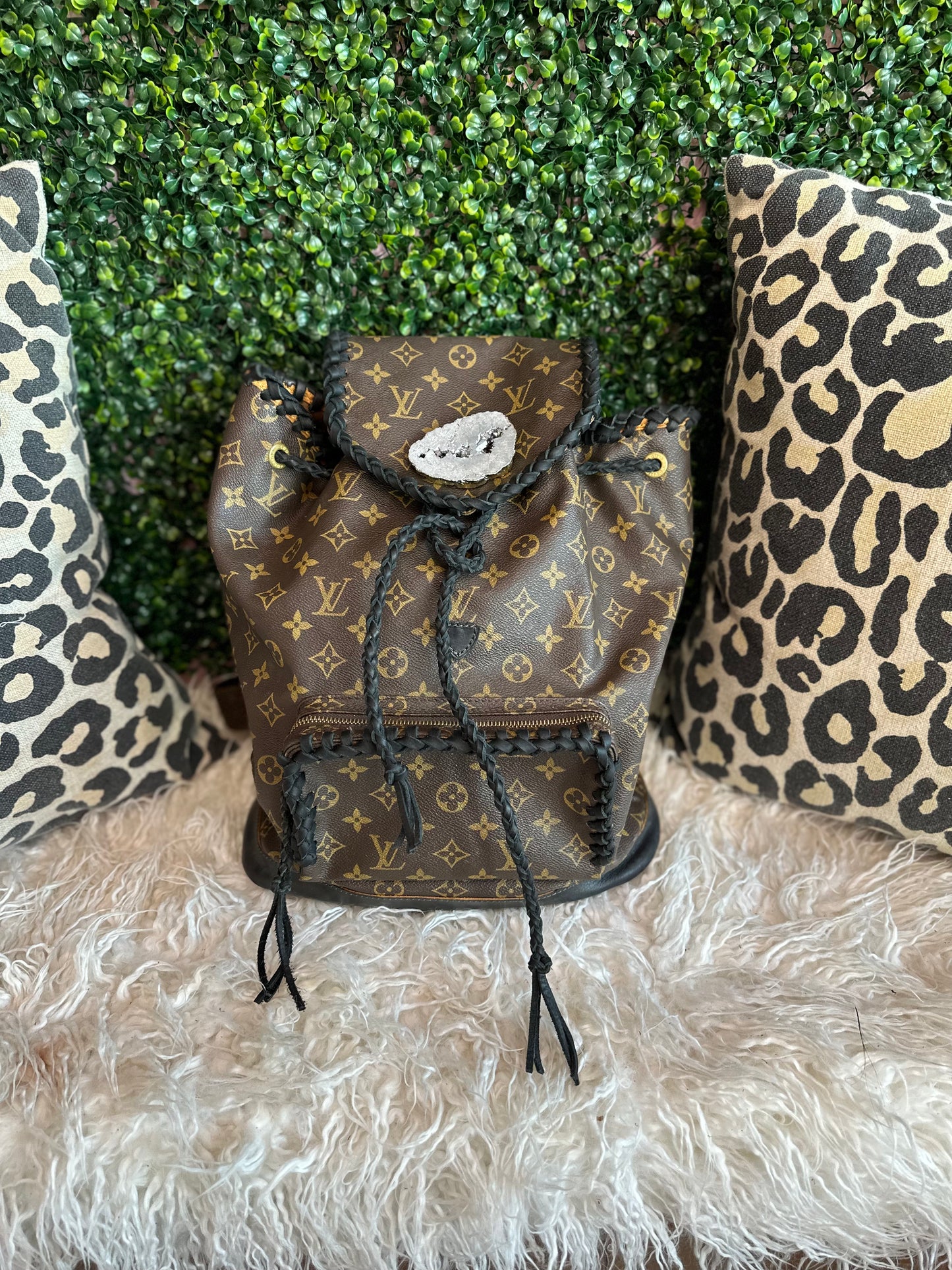 Blackout Backpack! 🖤