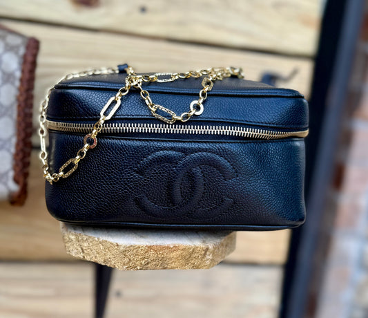 Chanel Cosmetic Bag💄