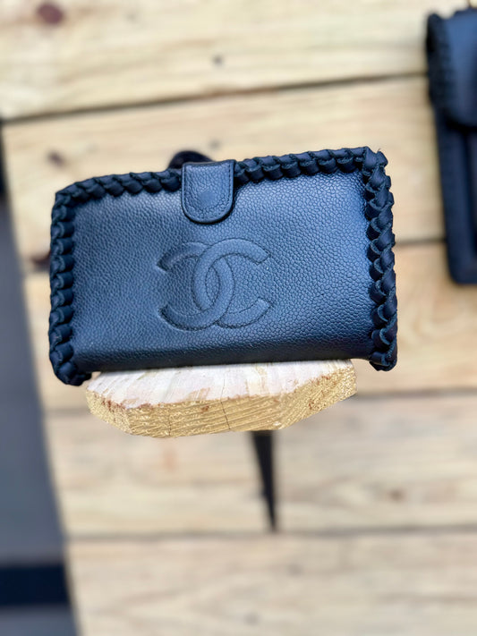 Chanel wallet 🖤