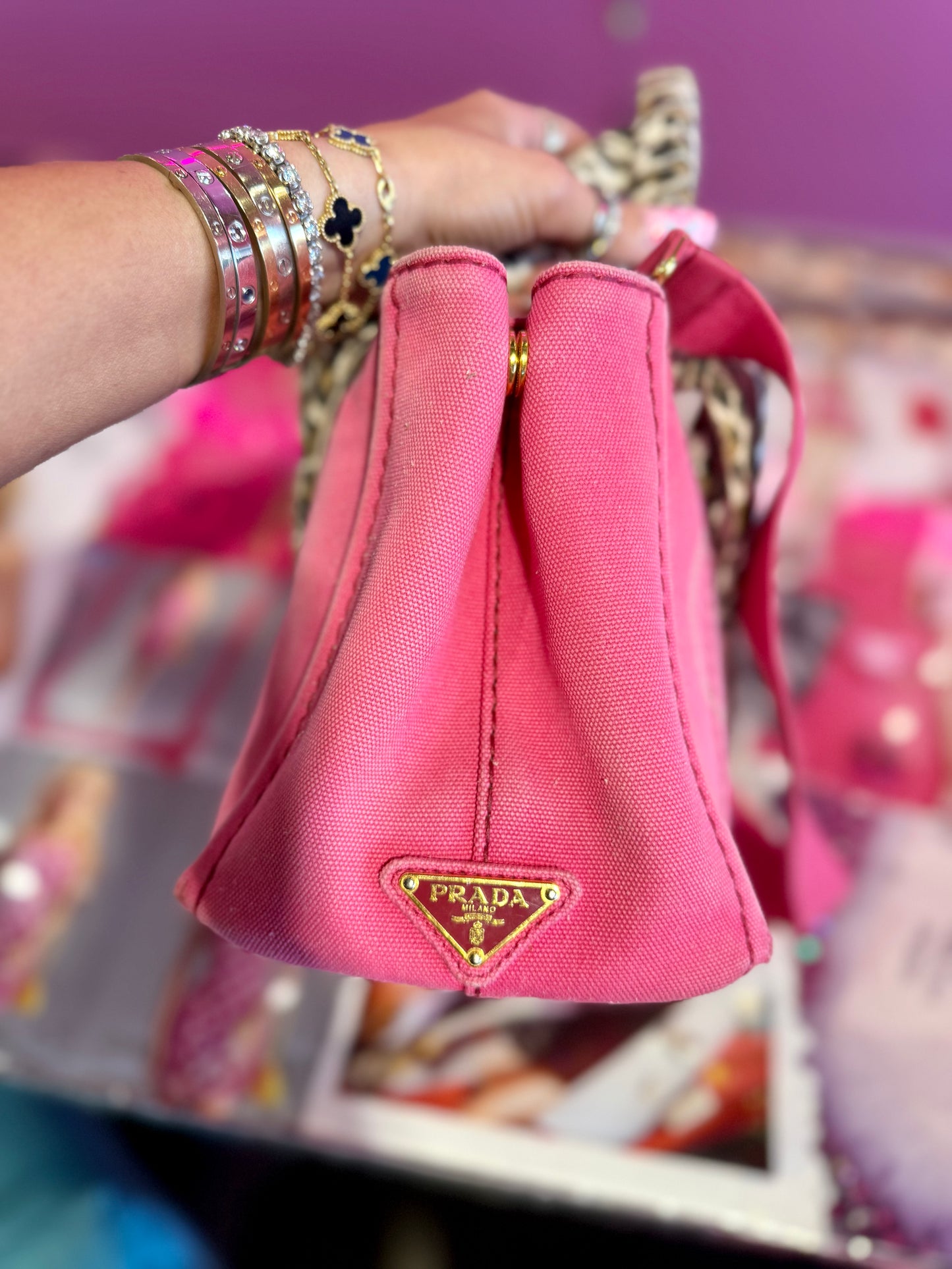 PRADA Pink 💖💐💕