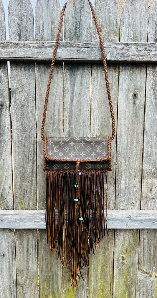 Twin Pouch Crossbody 💎